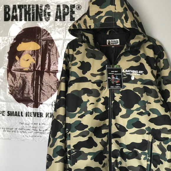 A Bathing Ape 1st Camo Hoodie Jacket - Picture 2 of 4